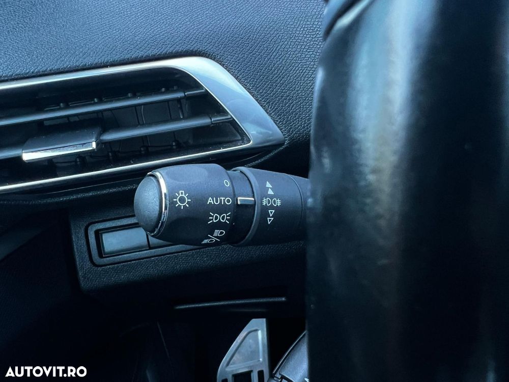 Peugeot 3008 - 34