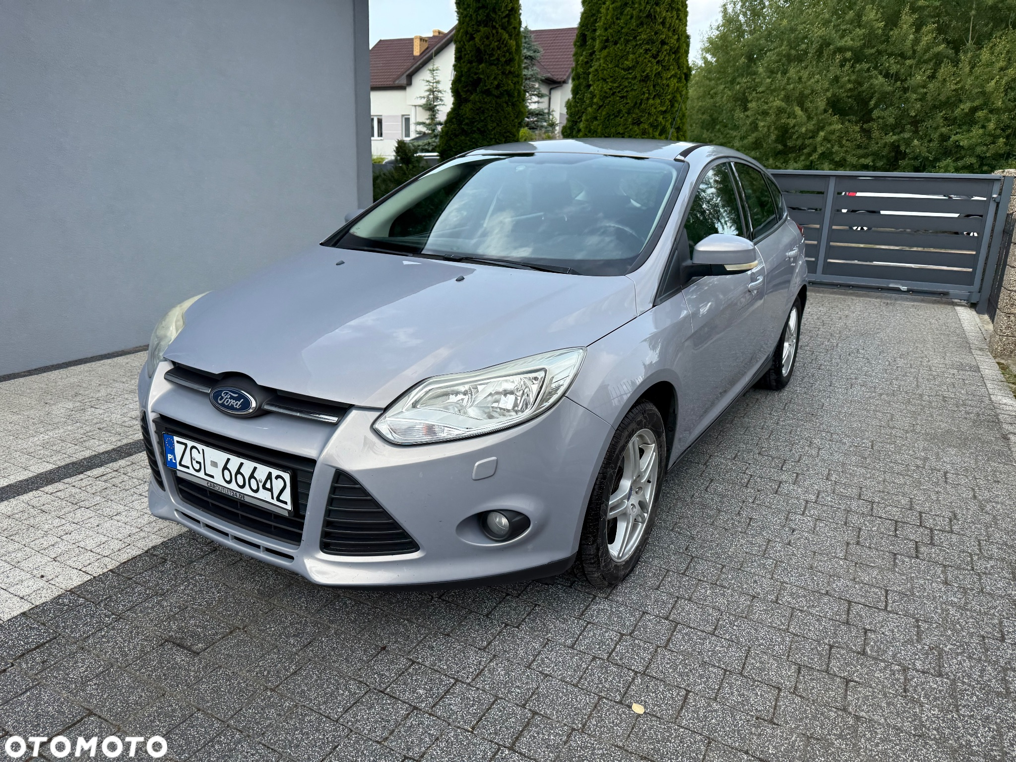 Ford Focus 1.6 Ambiente - 2
