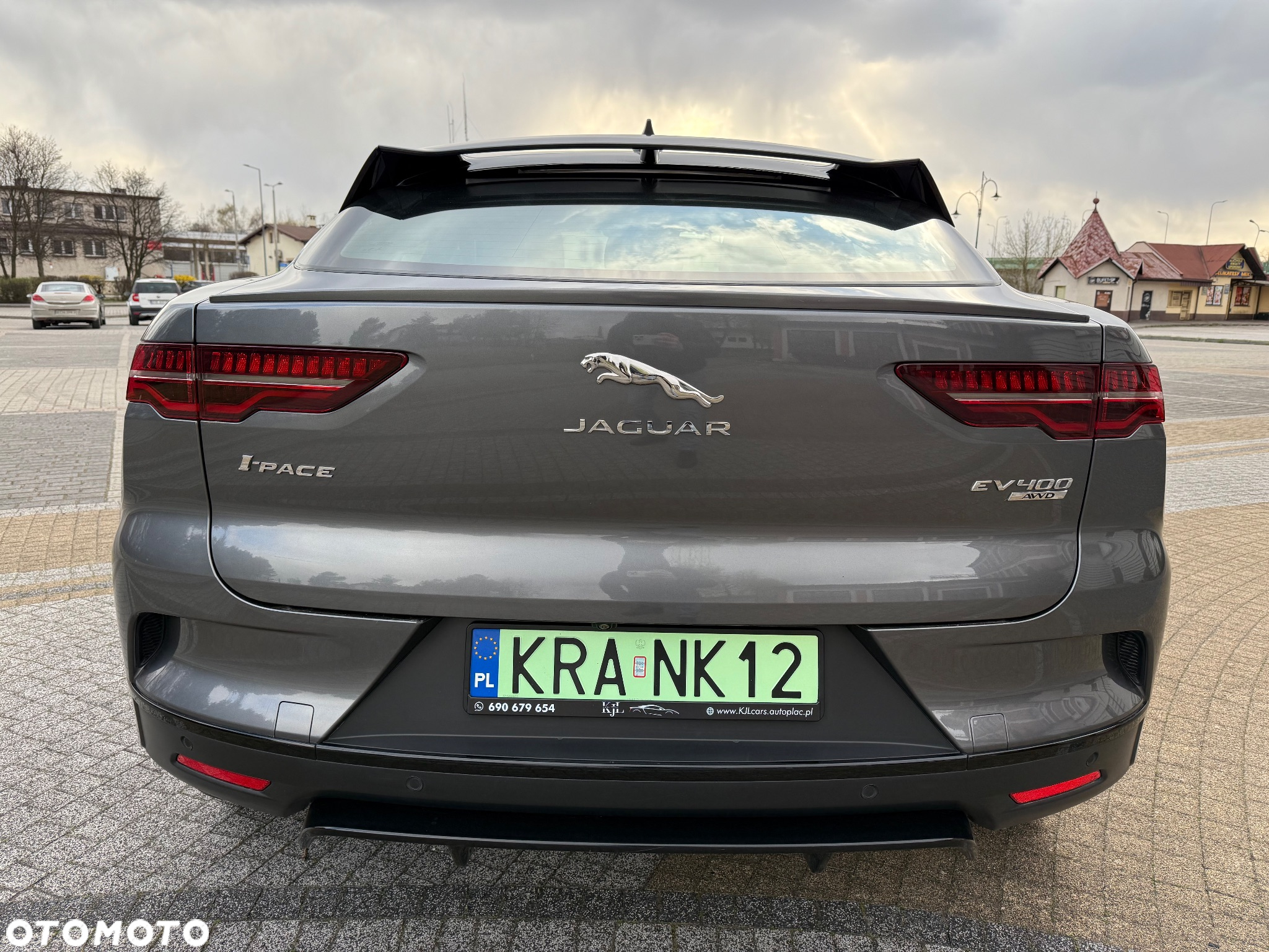 Jaguar I-Pace EV400 AWD SE - 10