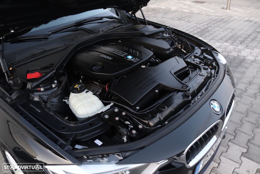 BMW 318 d Touring xDrive Line Sport - 53