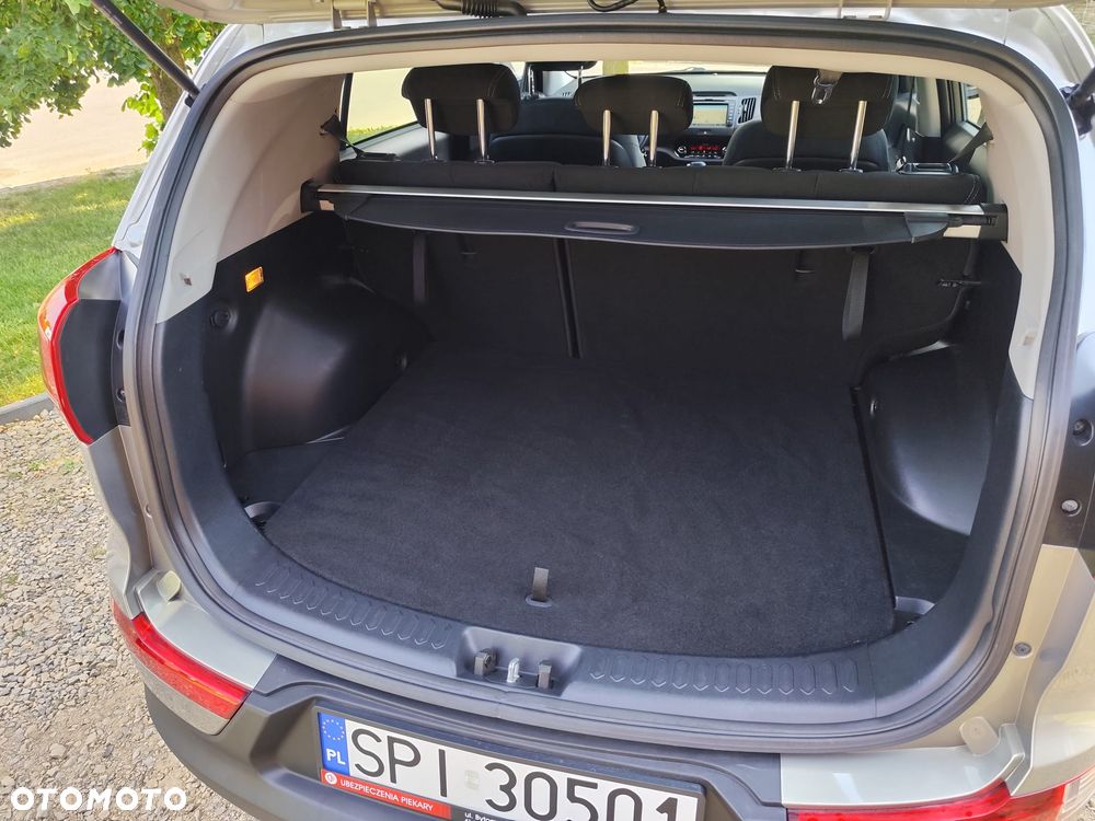 Kia Sportage 2.0 CRDI 4WD Automatik Fifa World Cup Edition - 15