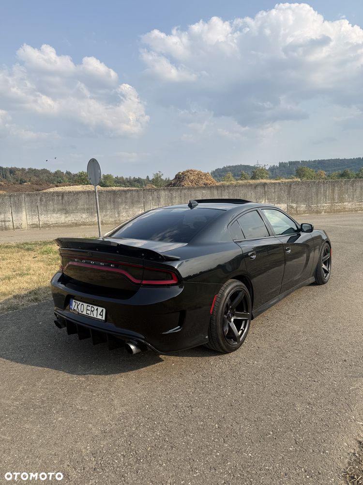 Dodge Charger - 4