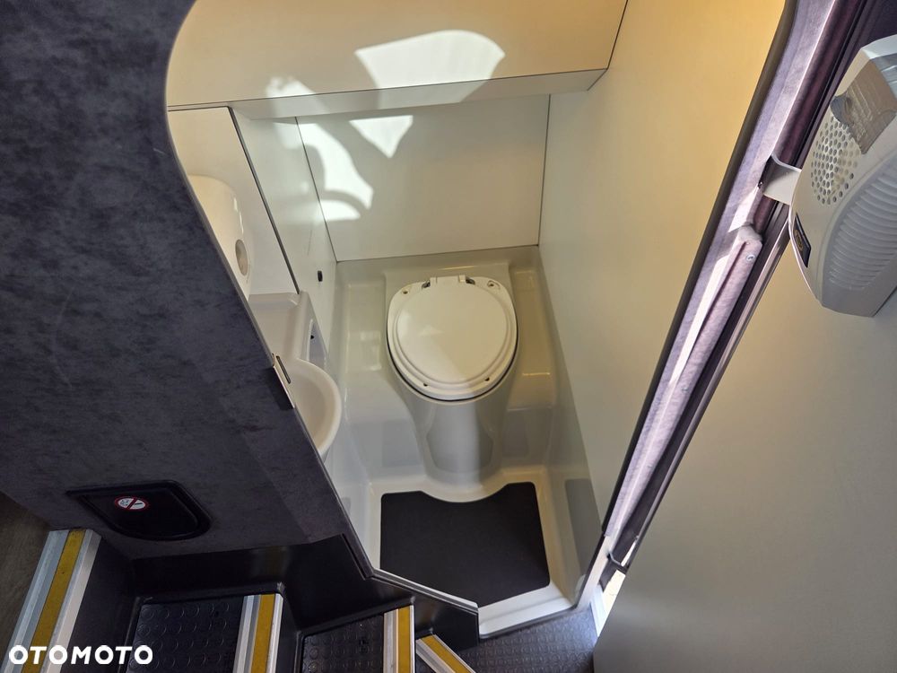 VDL BOVA FHD 2 / SPROWADZONA / WC / 59 MIEJSC / EURO 6 - 27