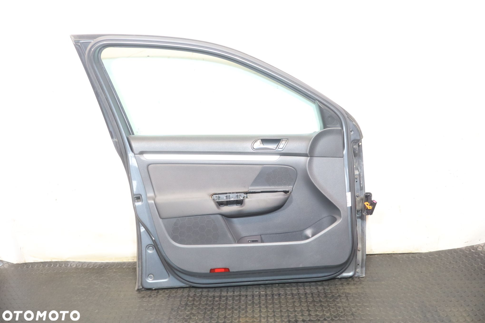 DRZWI LEWY PRZÓD VOLKSWAGEN JETTA V LD7X - 2