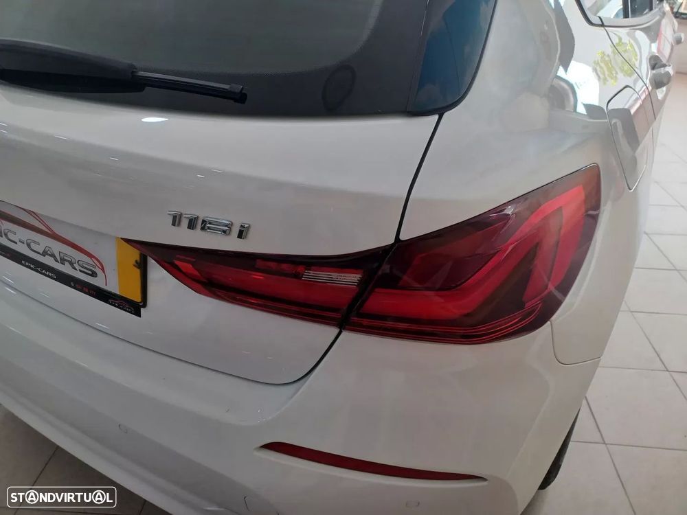 BMW 116 i Aut. Edition Colorvision - 29