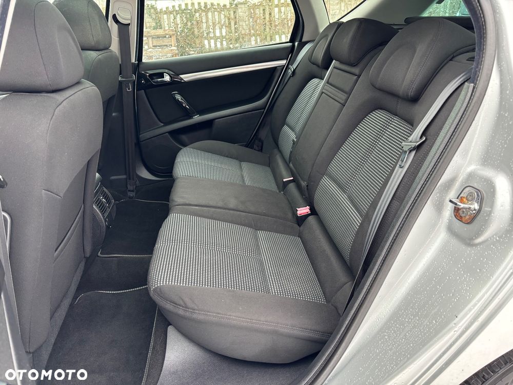 Peugeot 407 2.0 Premium - 26