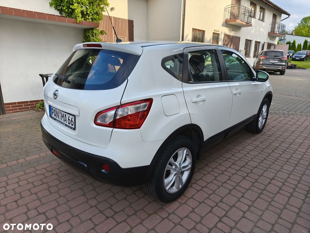Nissan Qashqai 1.6 I-Way - 9