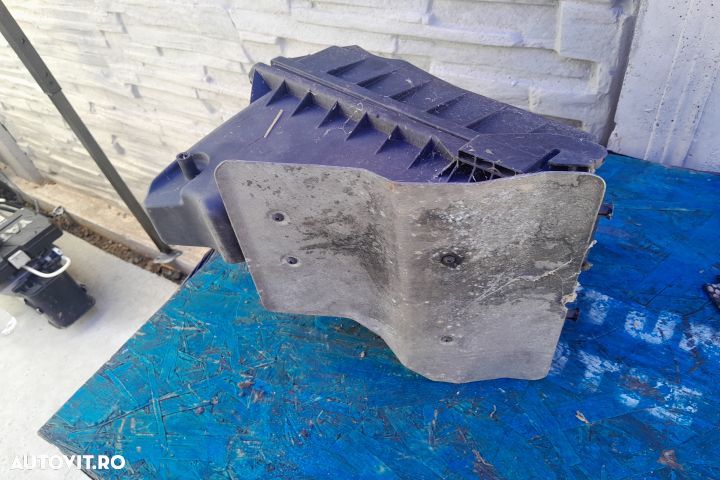 Carcasa filtru aer 03G133835 - 2.0 BPW 03G133835 - 2.0 BPW Audi A4 B7 - 4