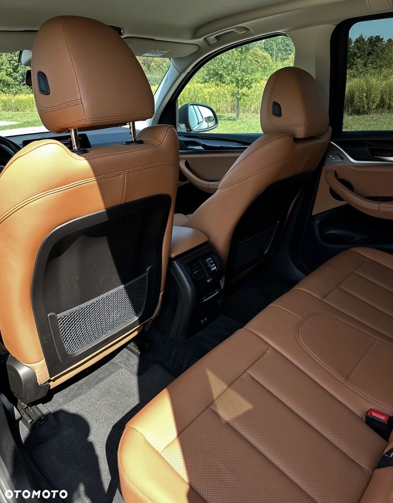 BMW X3 xDrive30e Business Edition sport - 35