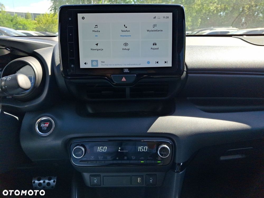 Toyota Yaris - 14