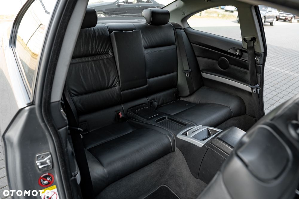 BMW Seria 3 320d DPF - 27