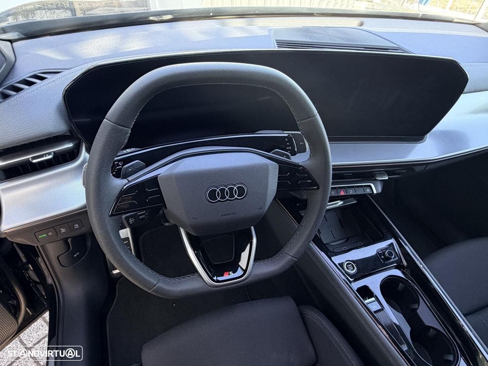 Audi Q3 Sportback e-hybrid SE Business Plus S tronic - 26