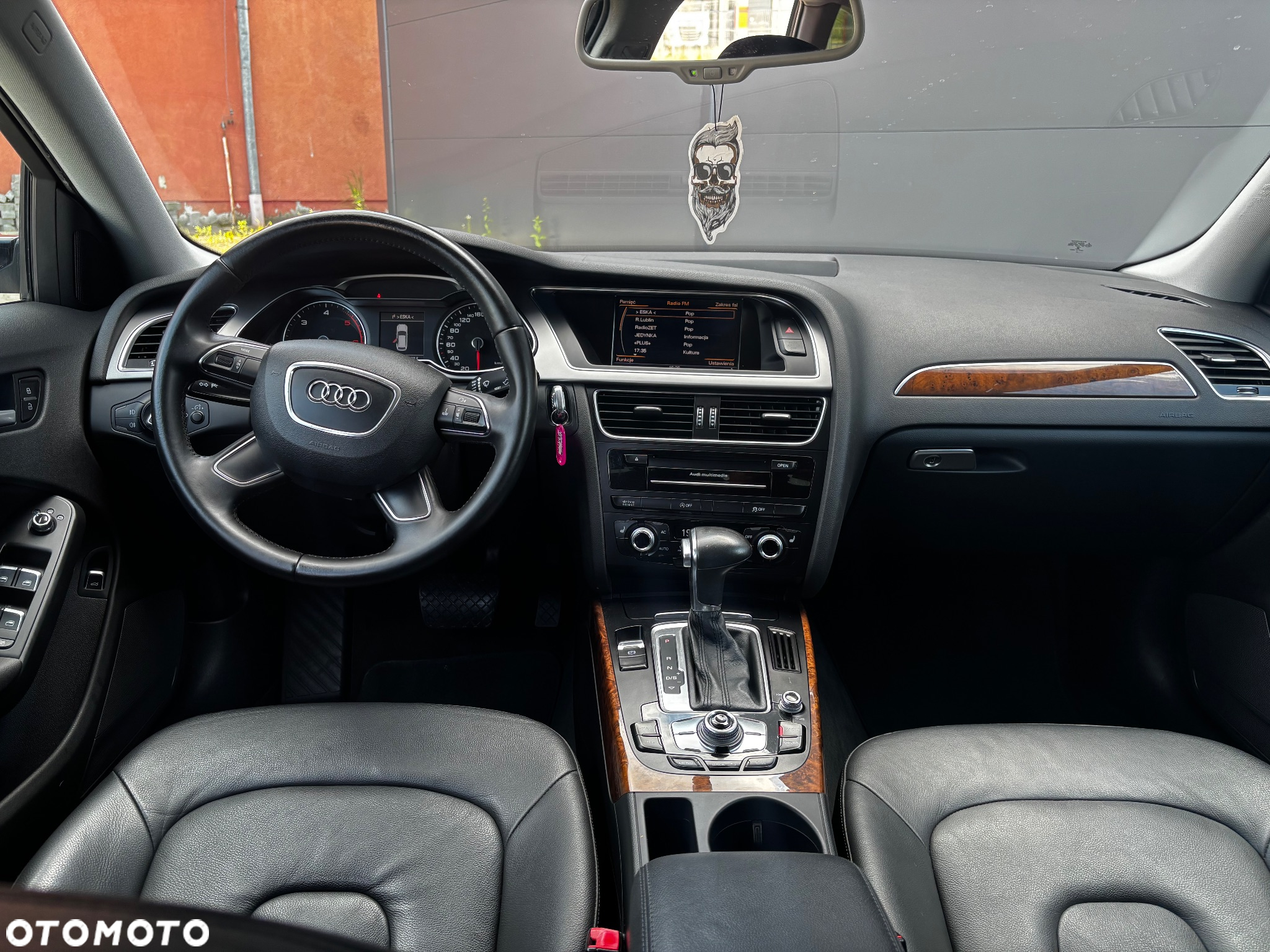 Audi A4 - 40