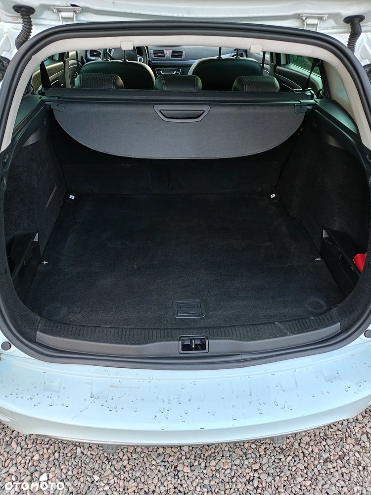 Renault Megane dCi 160 FAP GT - 12