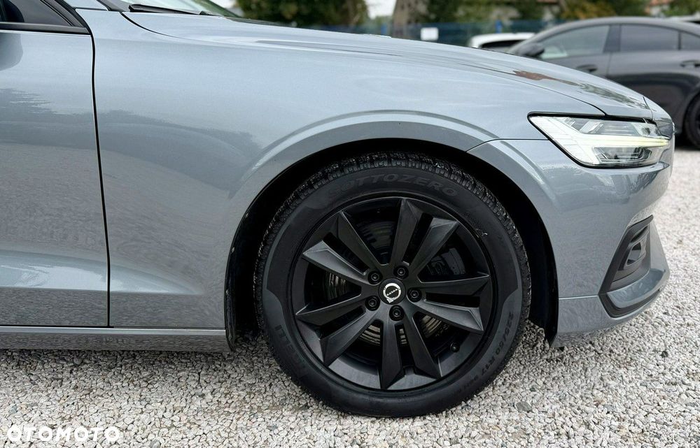 Volvo V60 D4 AWD Geartronic Momentum Pro - 38