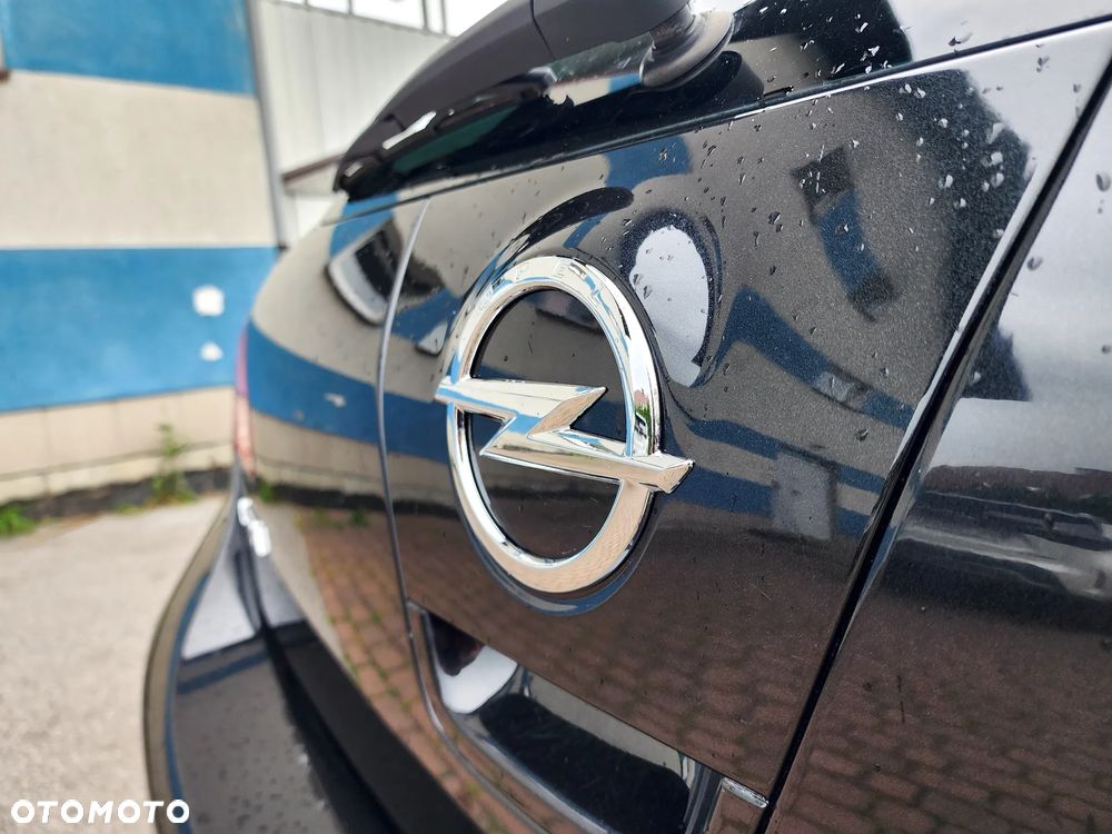 Opel Astra 1.4 Turbo 150 Jahre - 13