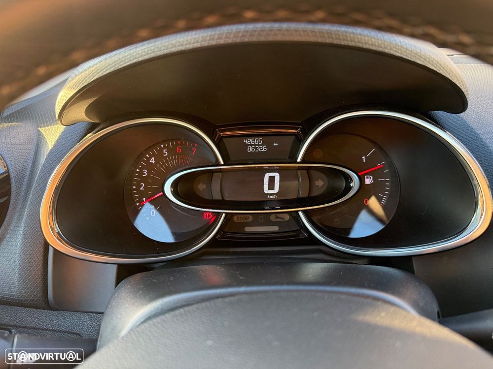 Renault Clio Sport Tourer 0.9 TCe Limited - 10