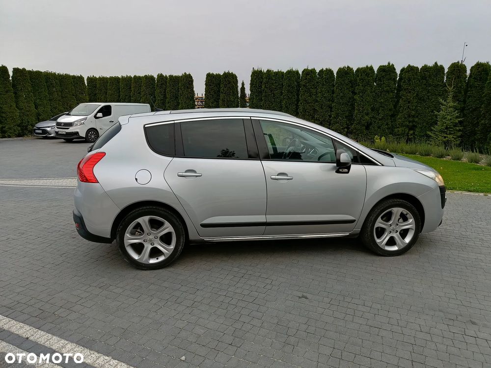 Peugeot 3008 1.6 HDi Premium - 6