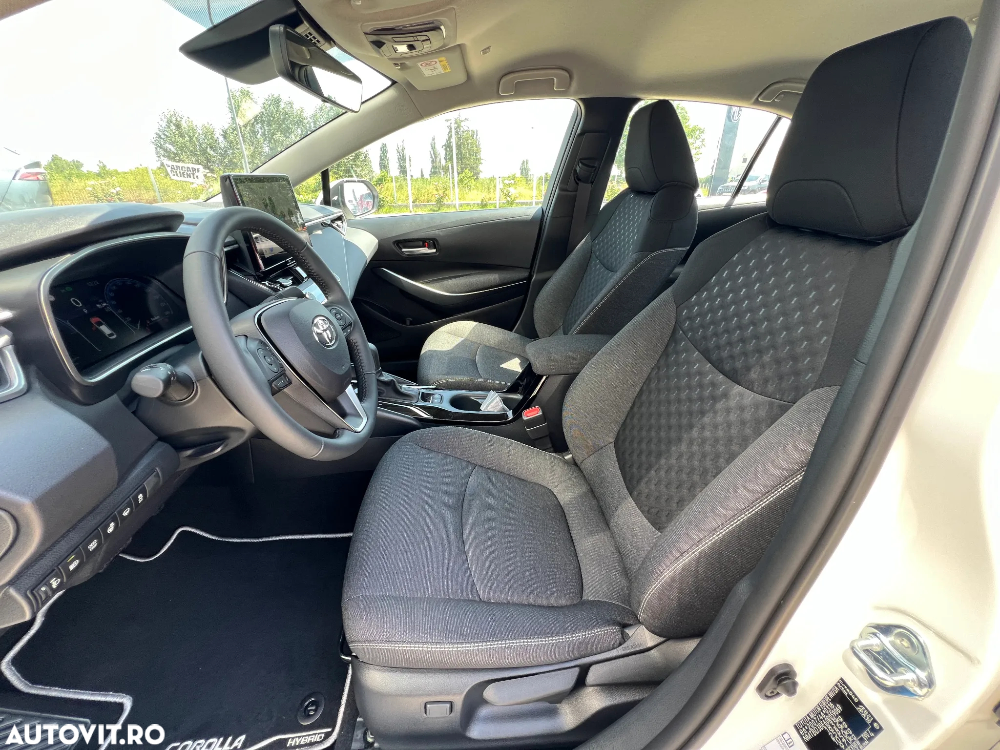 Toyota Corolla 1.8 HSD Business - 6