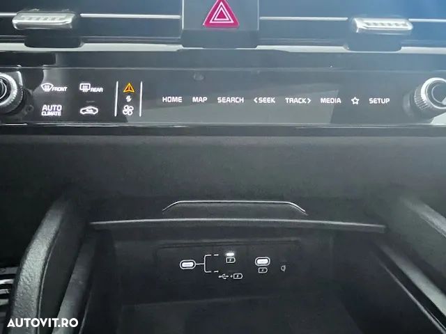 Kia Sportage 1.6 T-GDI 7DCT HP 4x2 Urban - 11