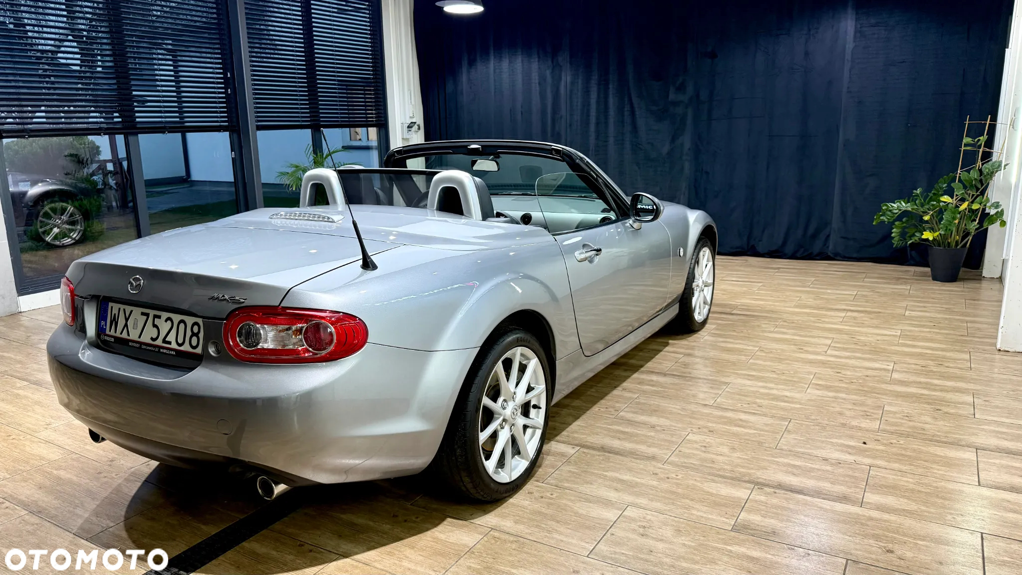 Mazda MX-5 2.0 Sport - 10