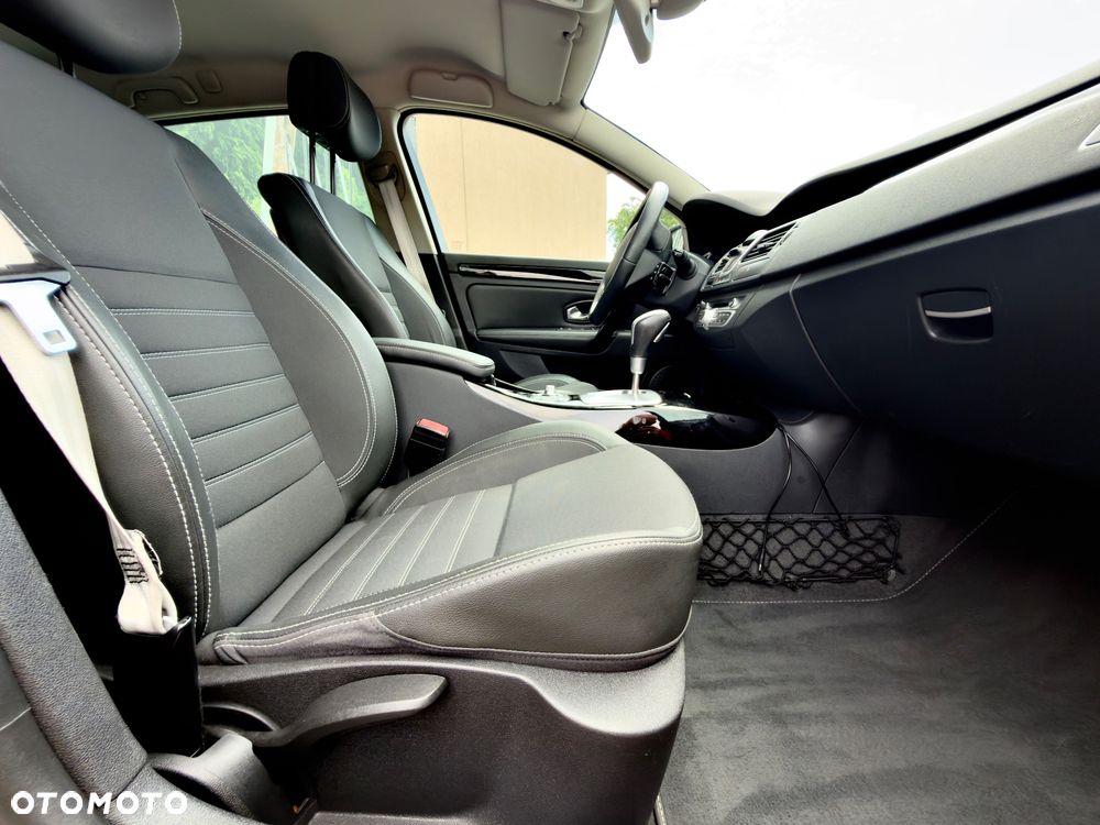 Renault Laguna 2.0 TCe 170 Dynamique - 24