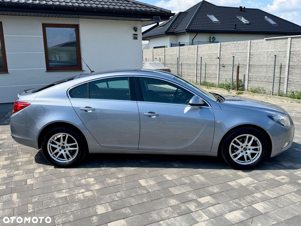 Opel Insignia - 23
