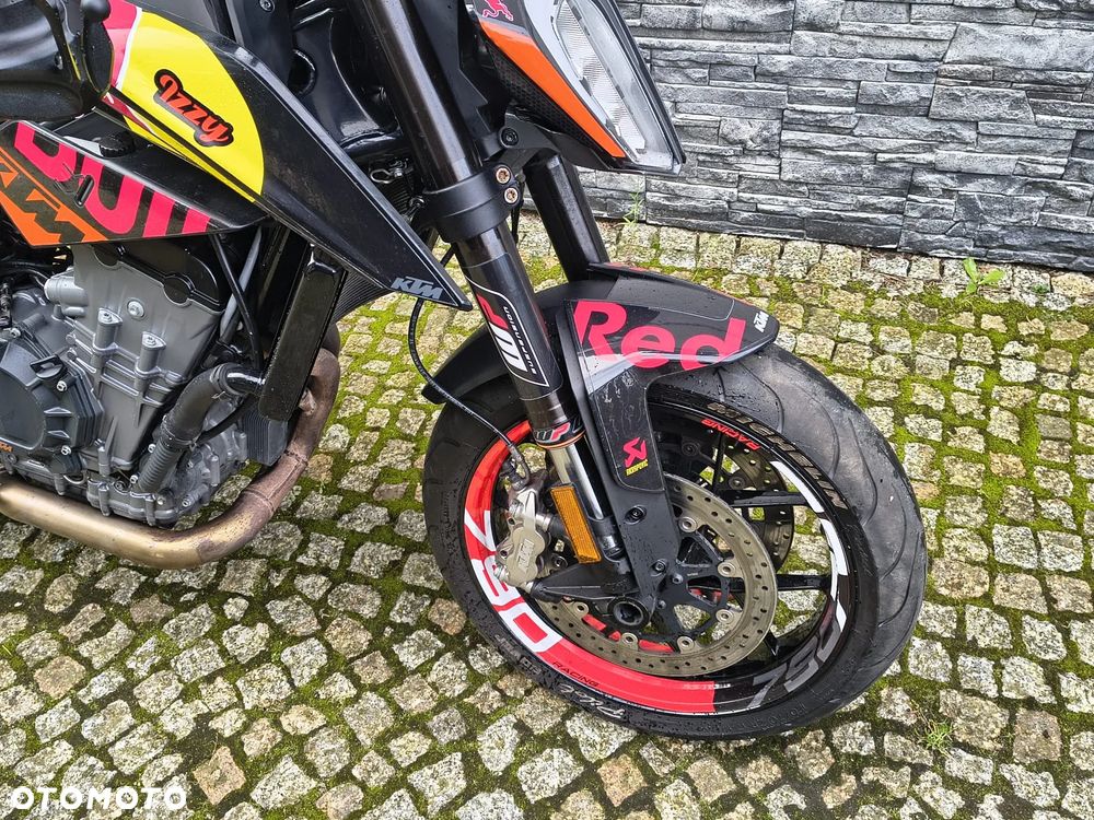 KTM Duke 790 - 4