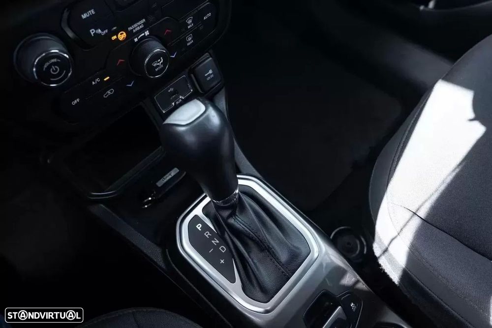 Jeep Renegade 1.6 MJD Limited DCT - 15