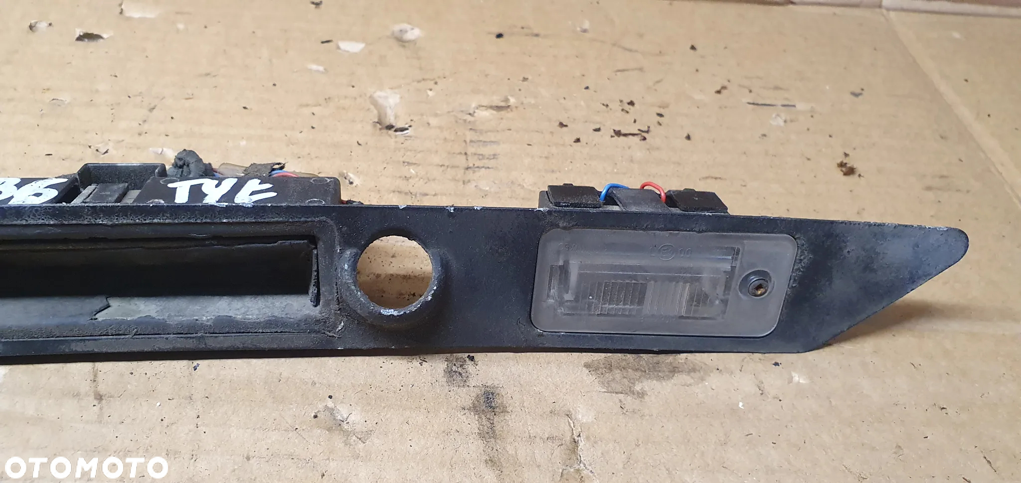 Blenda klapy bagażnika mikrostyk podświetlenie Audi A4 B6 8P0827574 - 3