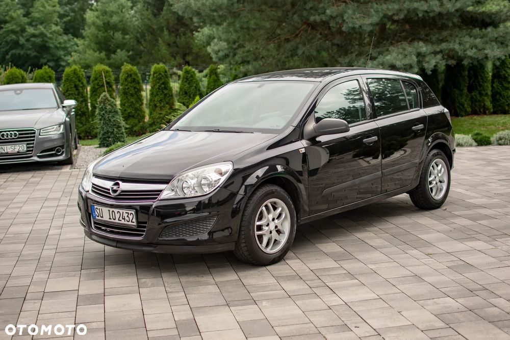 Opel Astra - 1