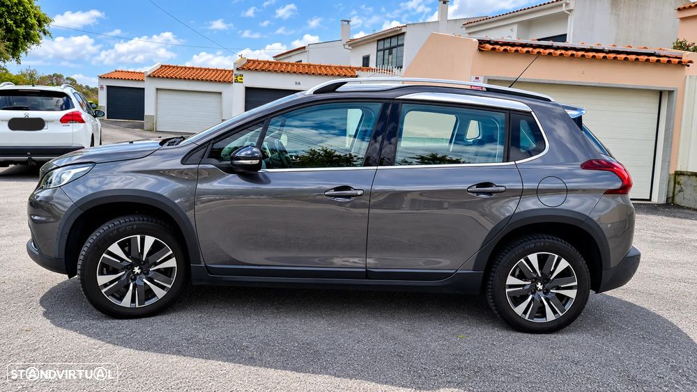 Peugeot 2008 1.2 PureTech Allure - 6