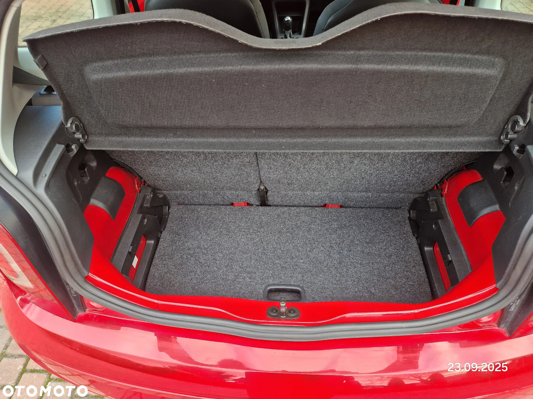 Volkswagen up! 1.0 move - 16