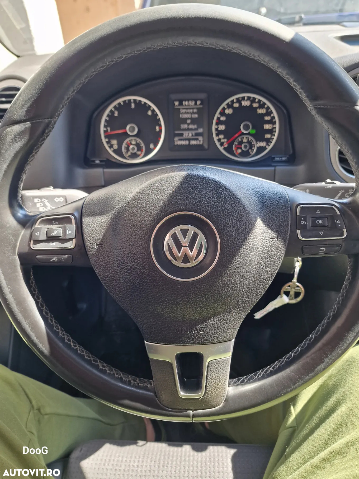 Volkswagen Tiguan - 11