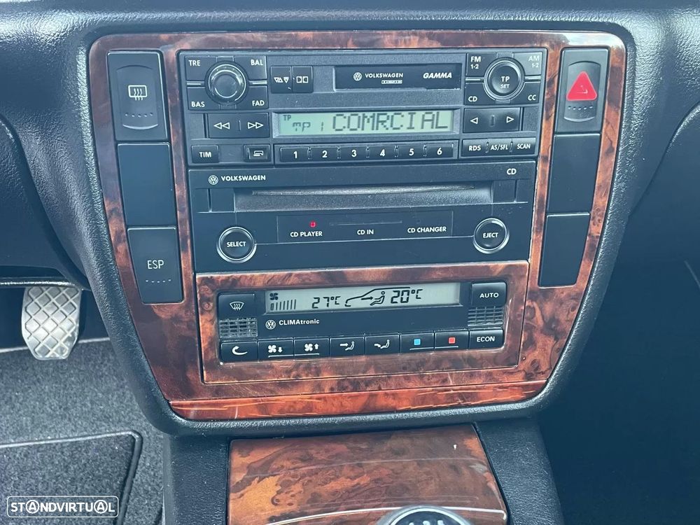 VW Passat Variant 1.9 TDi Confortline - 25