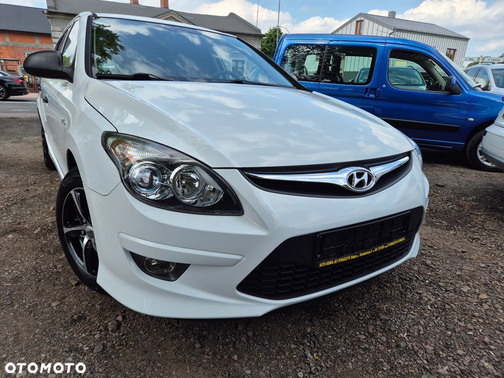 Hyundai i30 1.4 FIFA WM Edition - 2