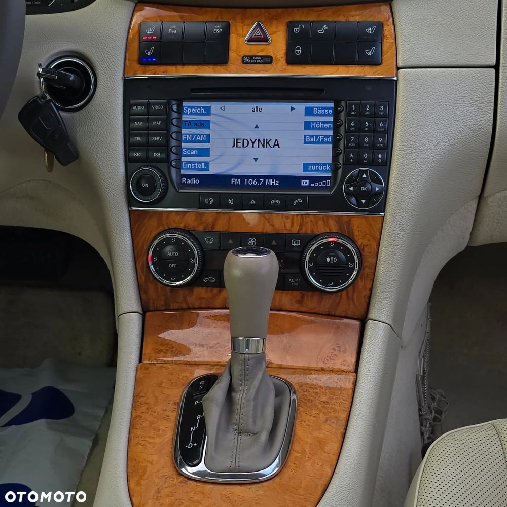 Mercedes-Benz CLK 320 Avantgarde - 32