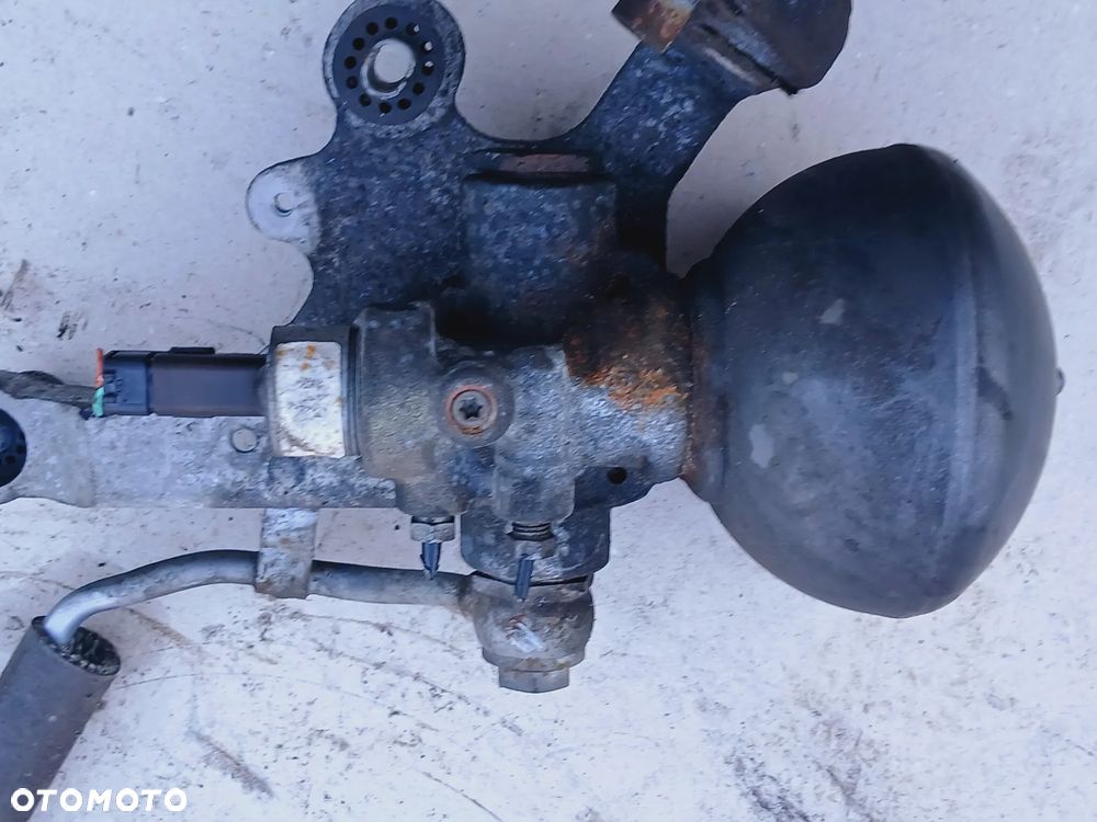 Citroen C5 III X7 sfera rozdzielacz zawór  zawieszenia tył tylnego KR70 - 6