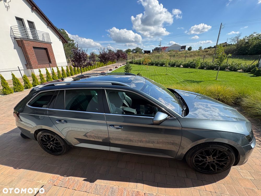 Skoda Superb 1.5 TSI ACT DSG Sportline - 7