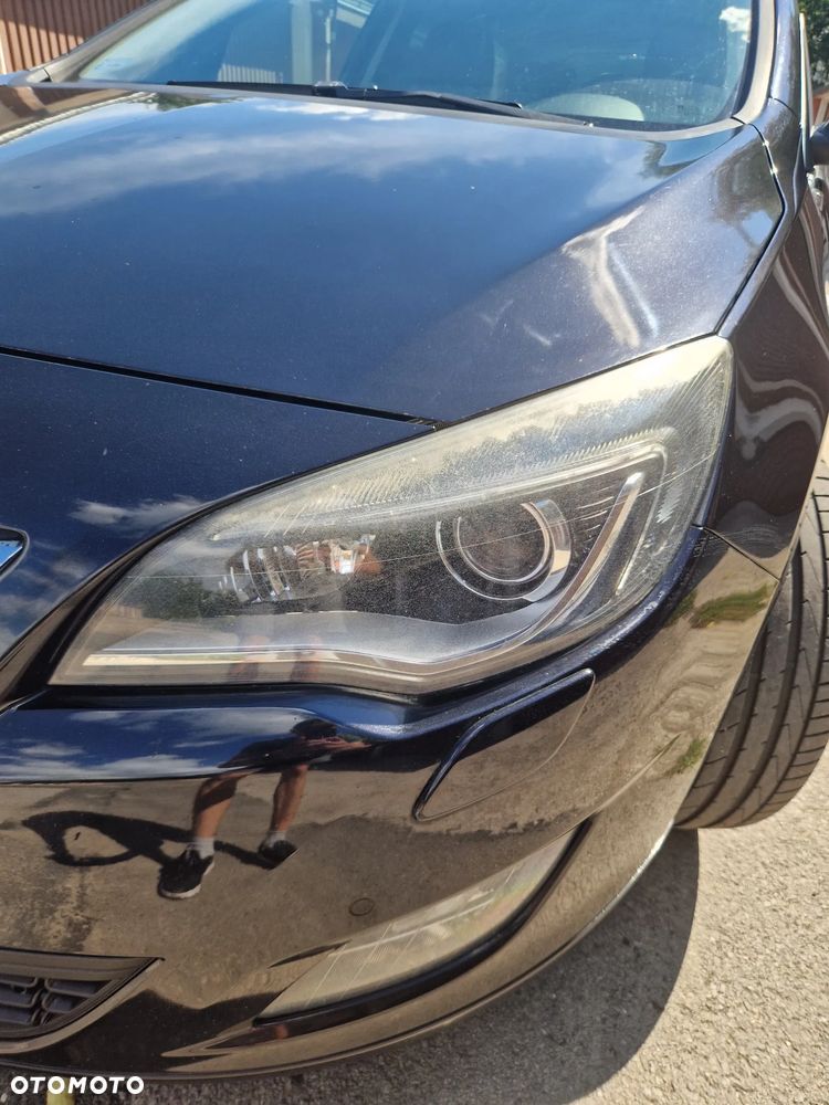 Opel Astra 1.6 T Sport - 22