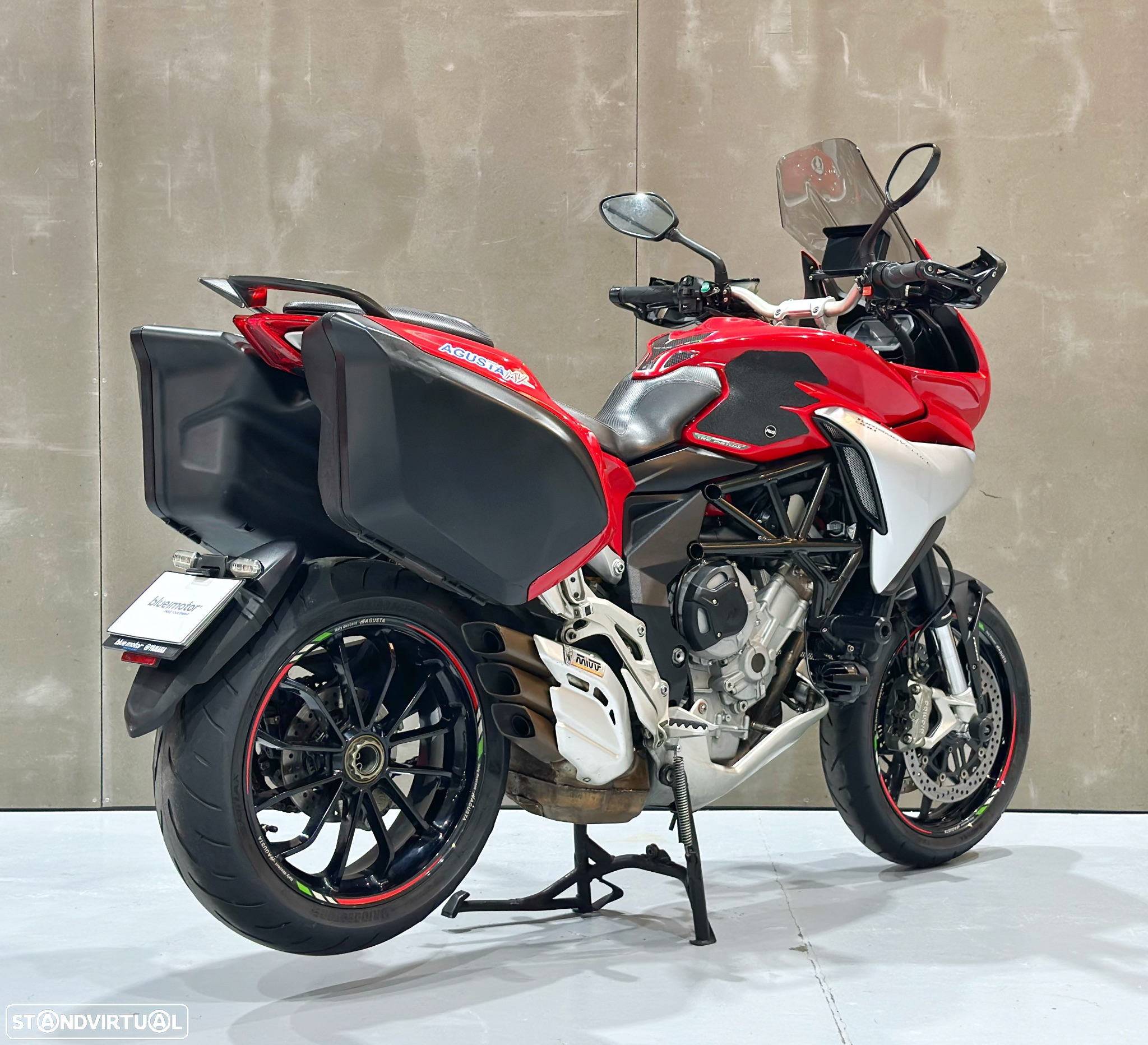 MV Agusta Turismo Veloce 800 - 9