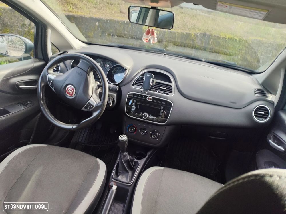Fiat Punto 1.3 M-Jet Lounge S&S - 9