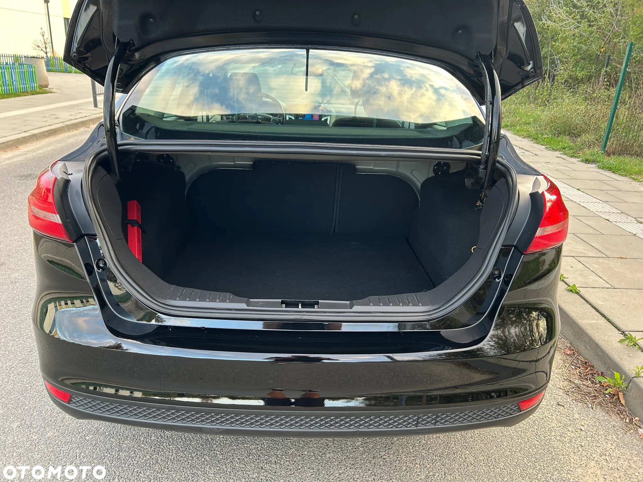Ford Focus 1.6 Trend - 20