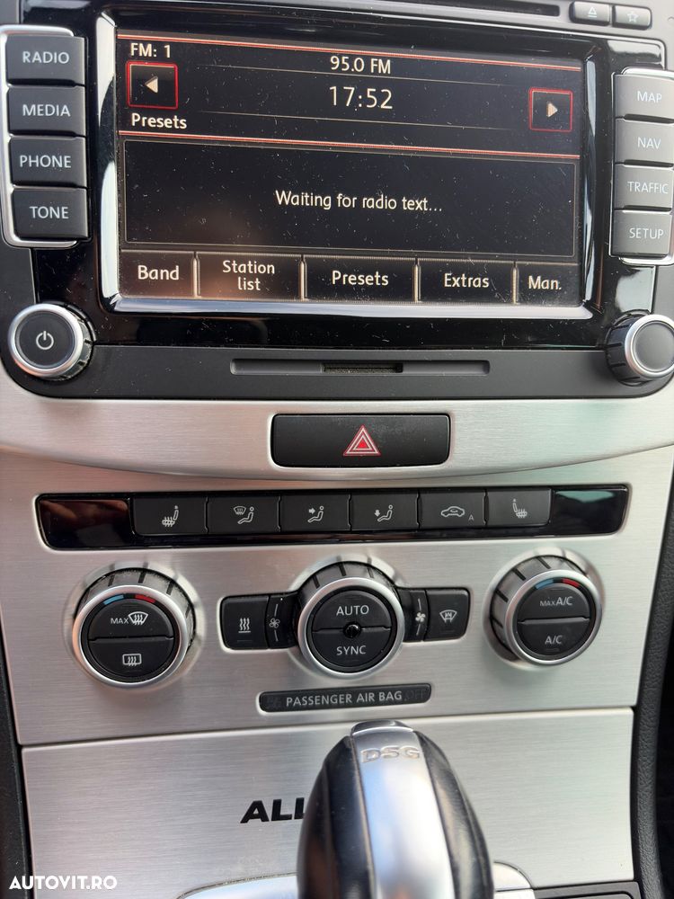 Volkswagen Passat Alltrack - 17