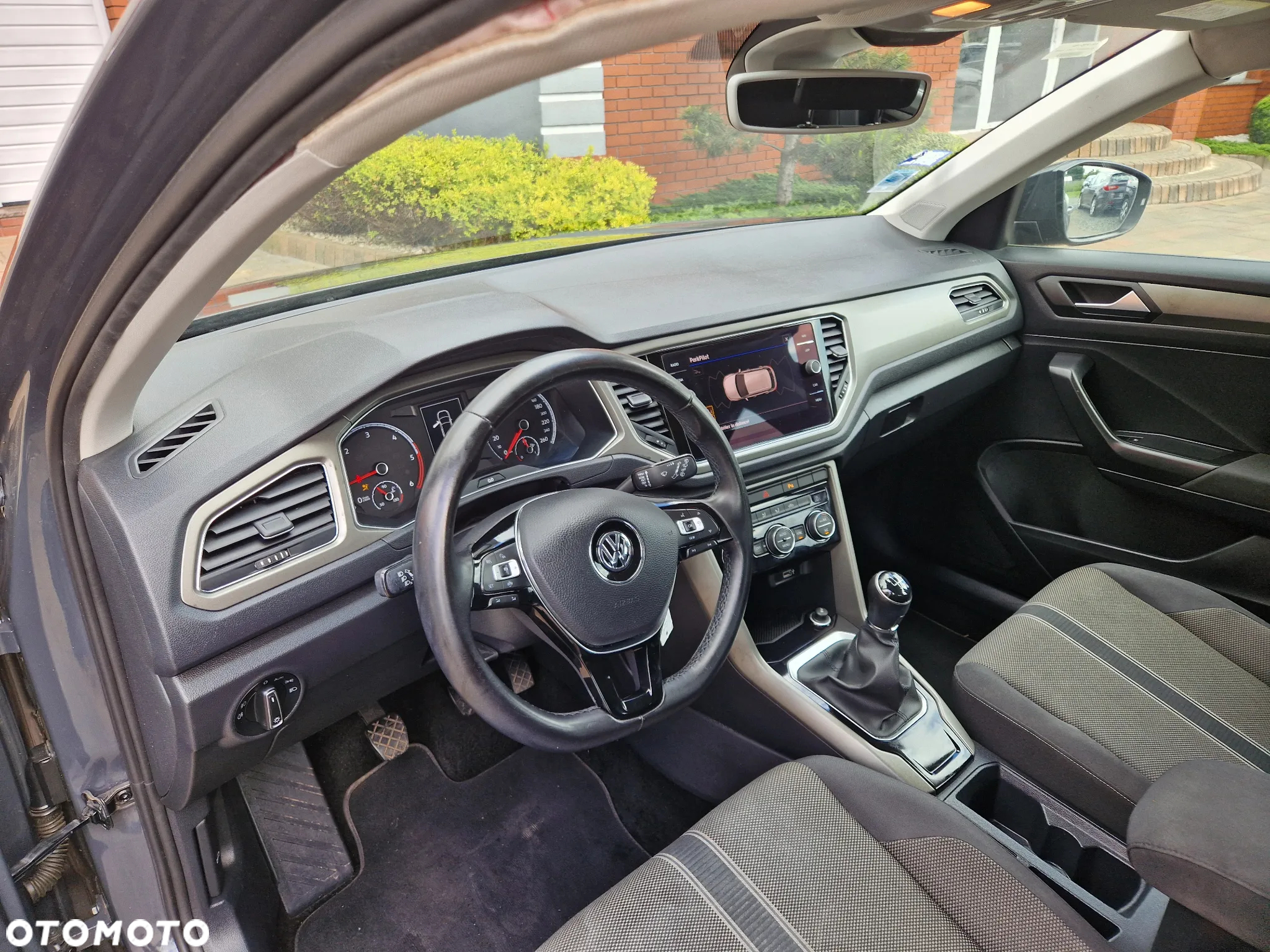 Volkswagen T-Roc 1.6 TDI SCR Style - 16