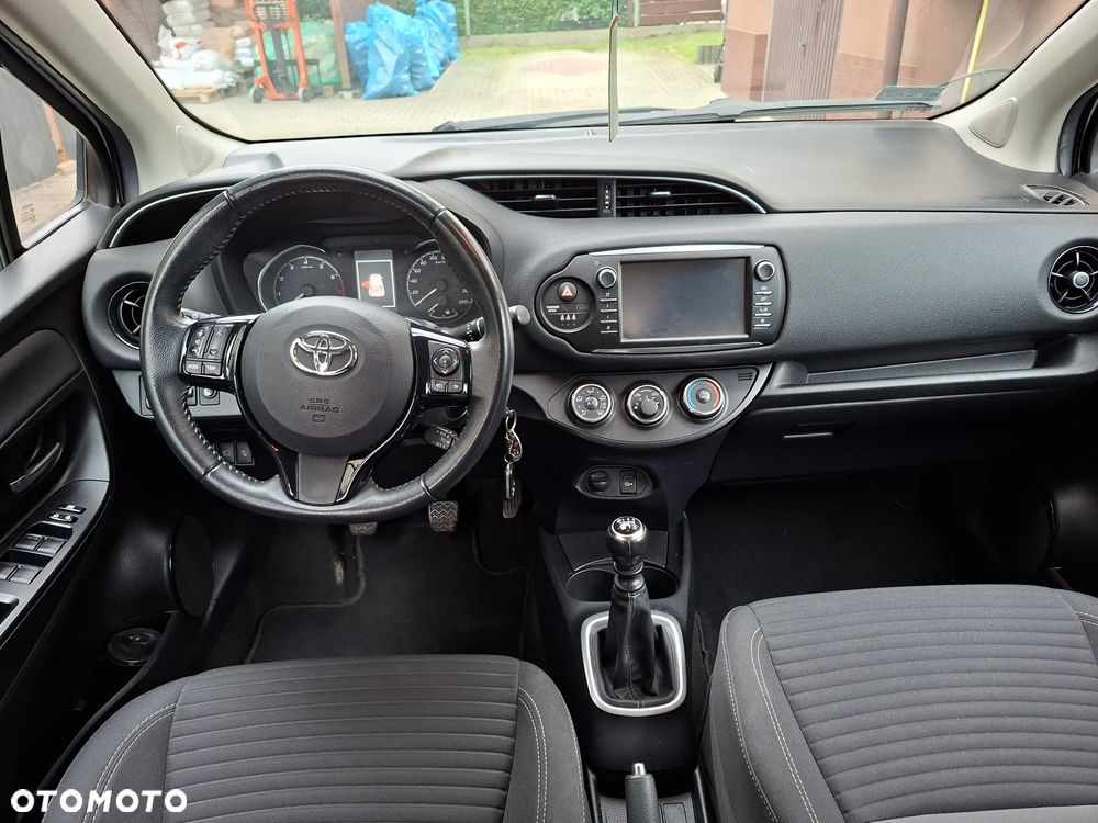 Toyota Yaris - 9