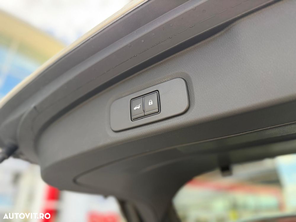 Nissan Qashqai 1.3 l MHEV X-Tronic Tekna - 27