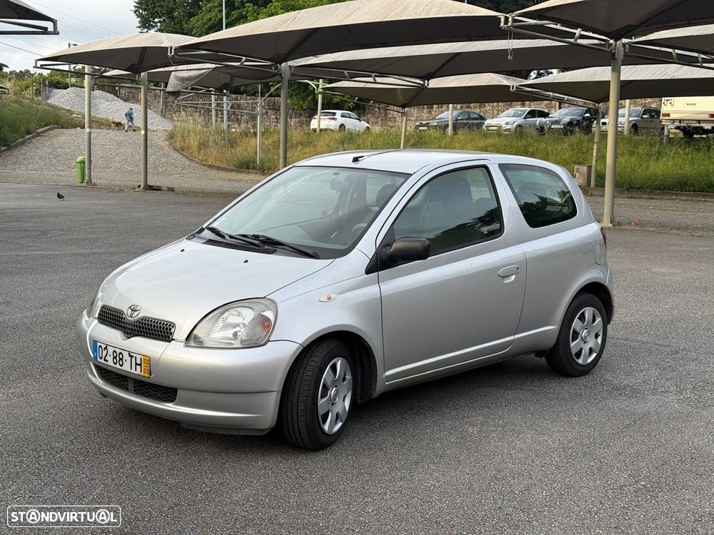 Toyota Yaris 1.0 Base C/Radio - 4