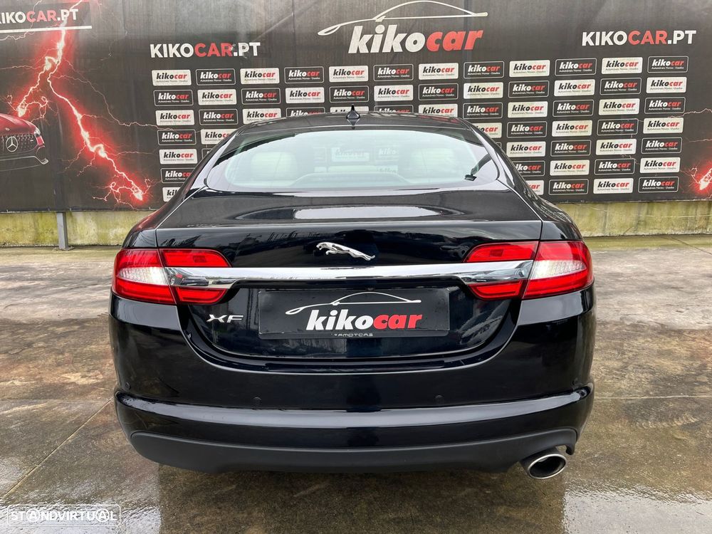 Jaguar XF 2.2 D Luxury - 7