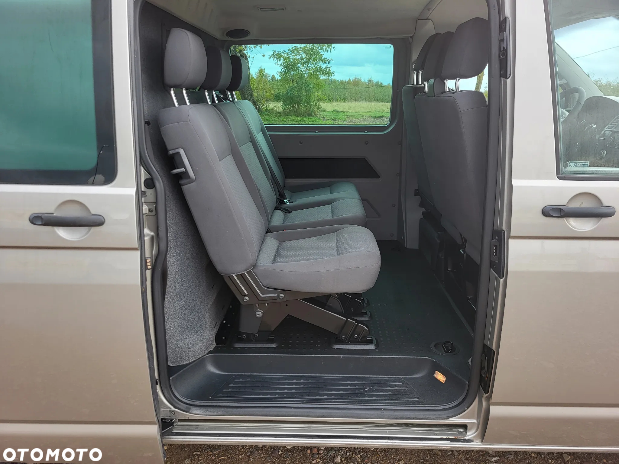 Volkswagen Transporter T5 DSG Doka Lang Comfortline - 25
